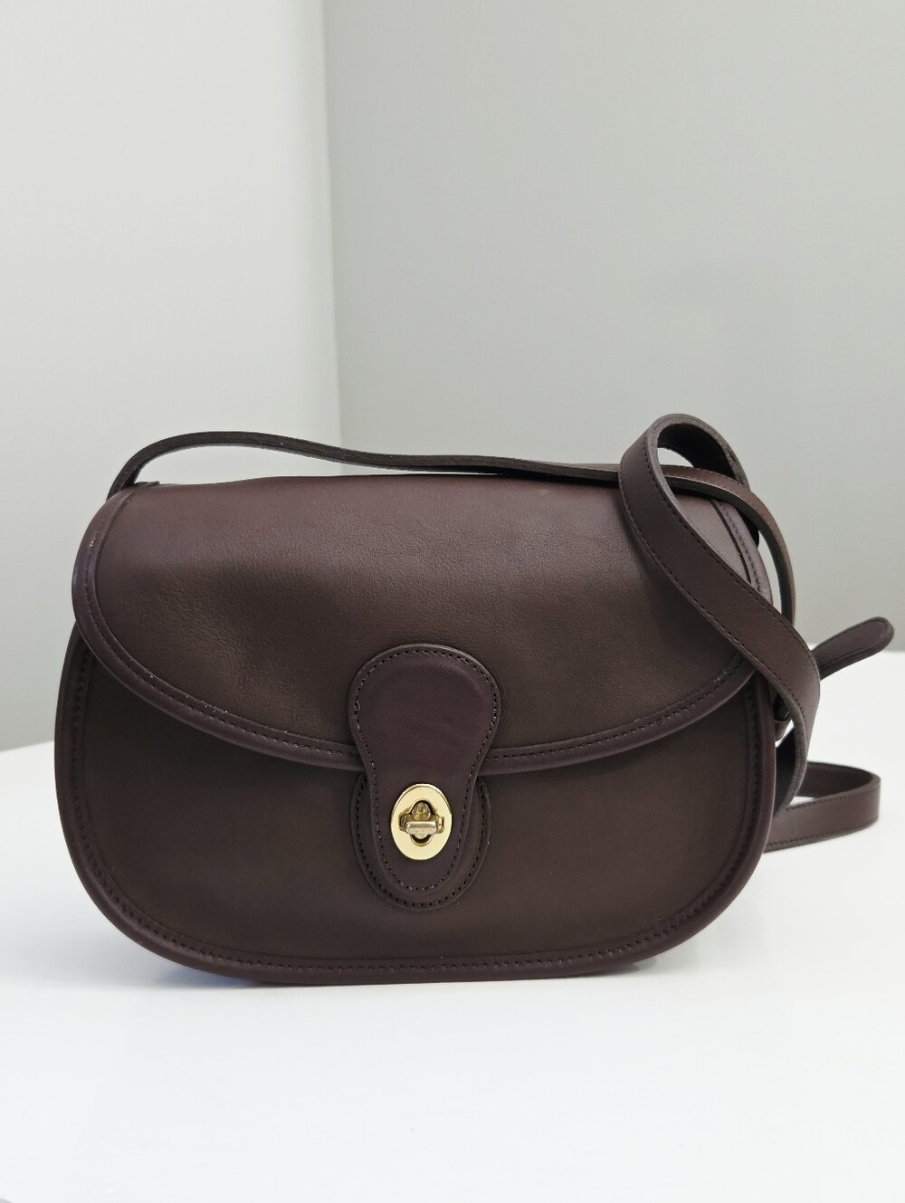 EXCELLENT VINTAGE COACH PRAIRIE BAG - MAHOGANY BROWN